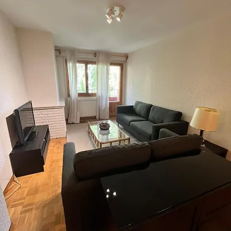 Pinares Apartment Jaca
